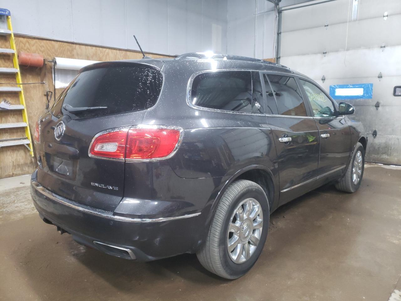 Photo 4 from auction – 2015 BUICK ENCLAVE with VIN 5GAKRBKD6FJ359660