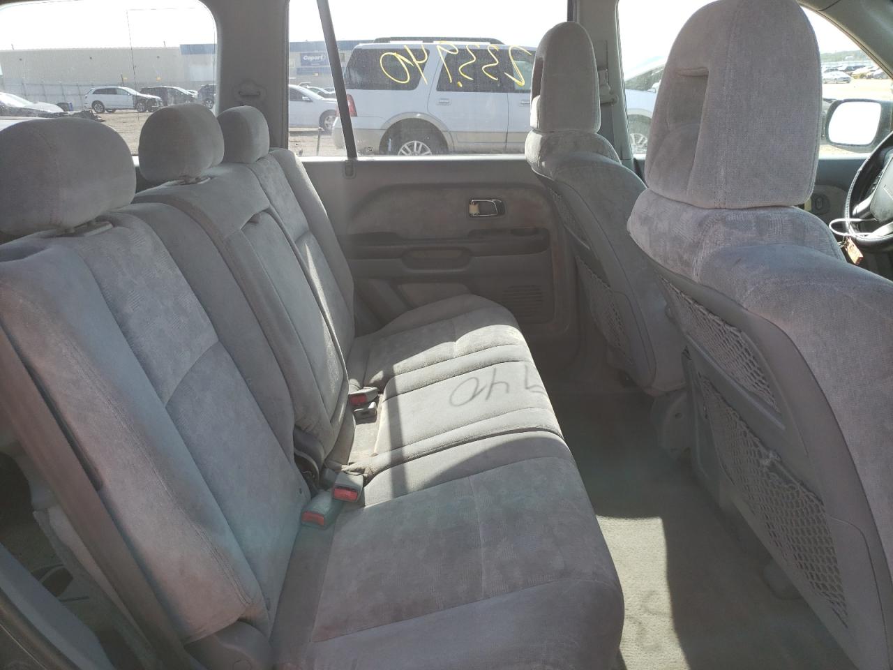 Photo 6 from auction – 2003 HONDA PILOT EX with VIN 2HKYF18473H615568