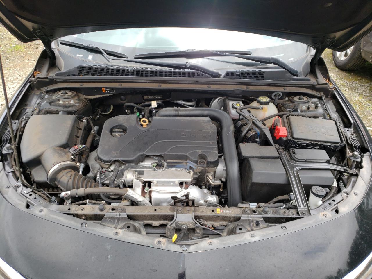 Photo 7 from auction – 2020 CHEVROLET MALIBU LT with VIN 1G1ZD5ST3LF042575