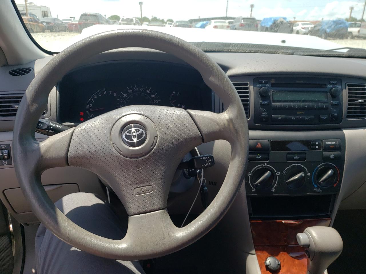 Photo 9 from auction – 2005 TOYOTA COROLLA CE with VIN 1NXBR32E35Z445899