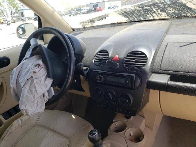 Photo 9 from auction – 2004 VOLKSWAGEN NEW BEETLE with VIN 3VWCD31Y74M325980