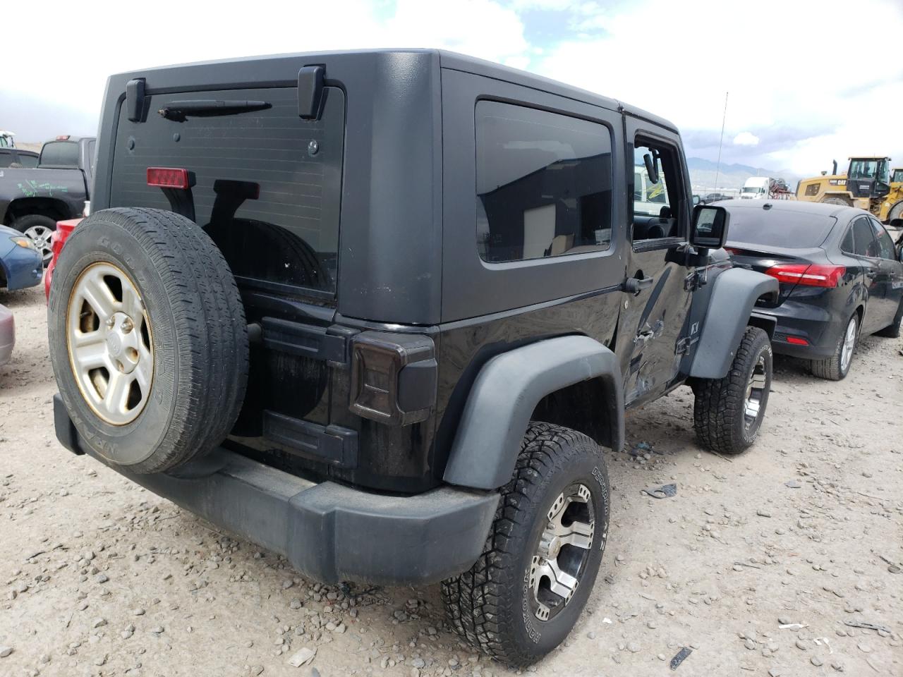 Photo 4 from auction – 2007 JEEP WRANGLER X with VIN 1J4FA24157L230660