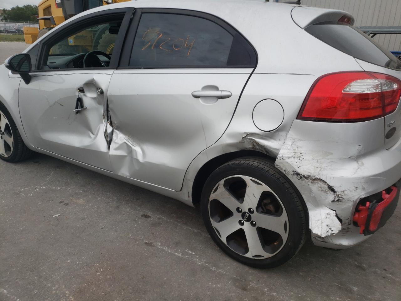 Photo 9 from auction – 2016 KIA RIO EX with VIN KNADN5A3XG6665338