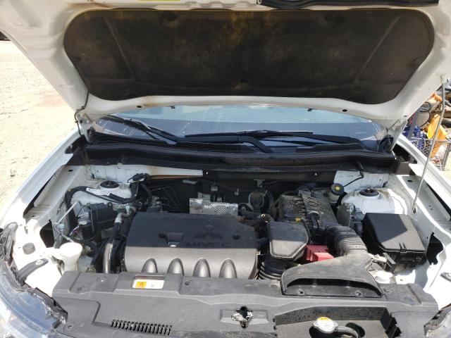 Photo 7 from auction – 2014 MITSUBISHI OUTLANDER with VIN JA4AD3A34EZ004472