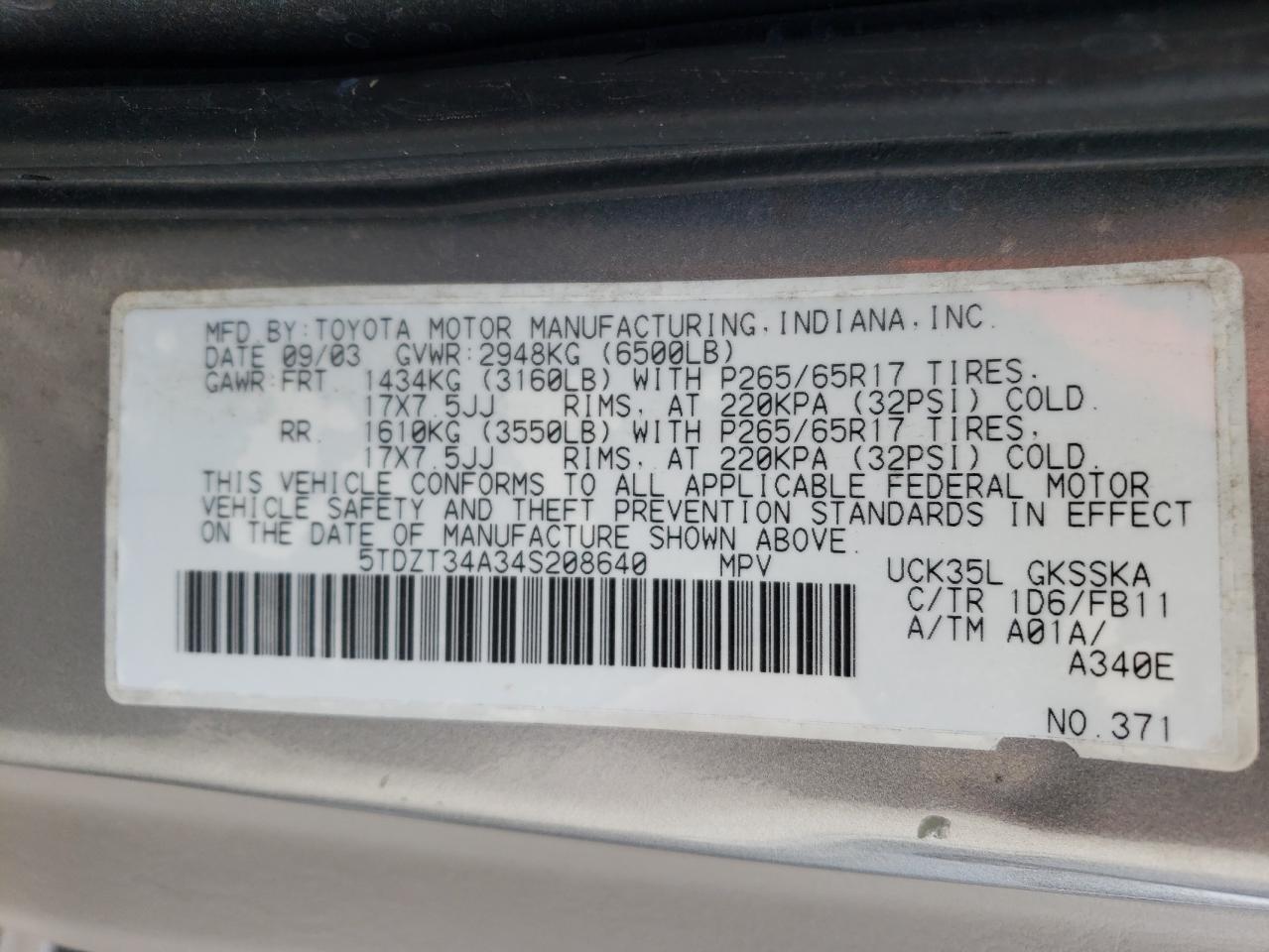 Photo 10 from auction – 2004 TOYOTA SEQUOIA SR with VIN 5TDZT34A34S208640