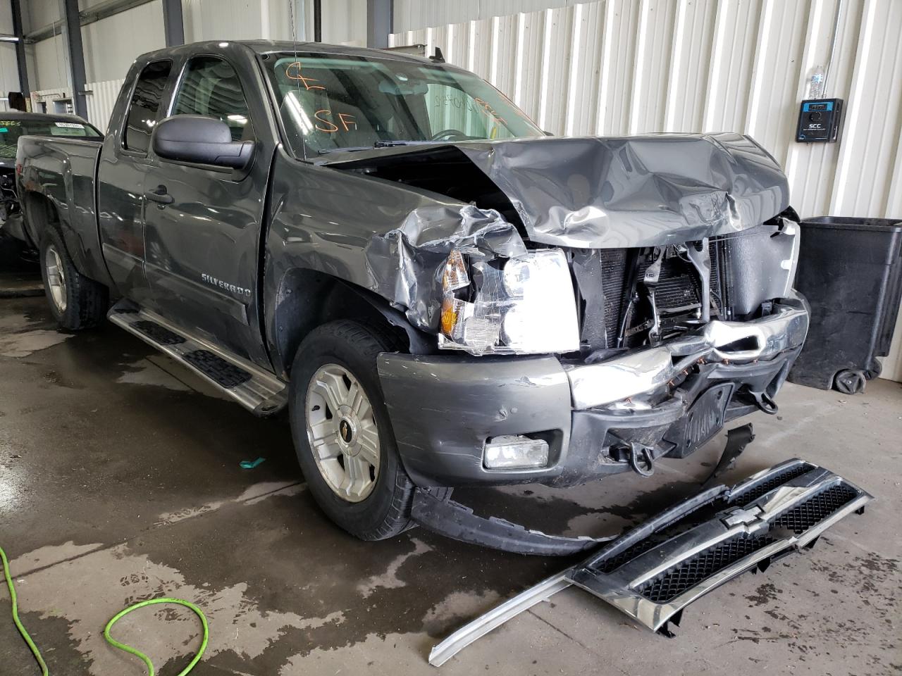CHEVROLET SILVERADO 2011 with VIN 1GCRKSE37BZ294950 - Photo from auction