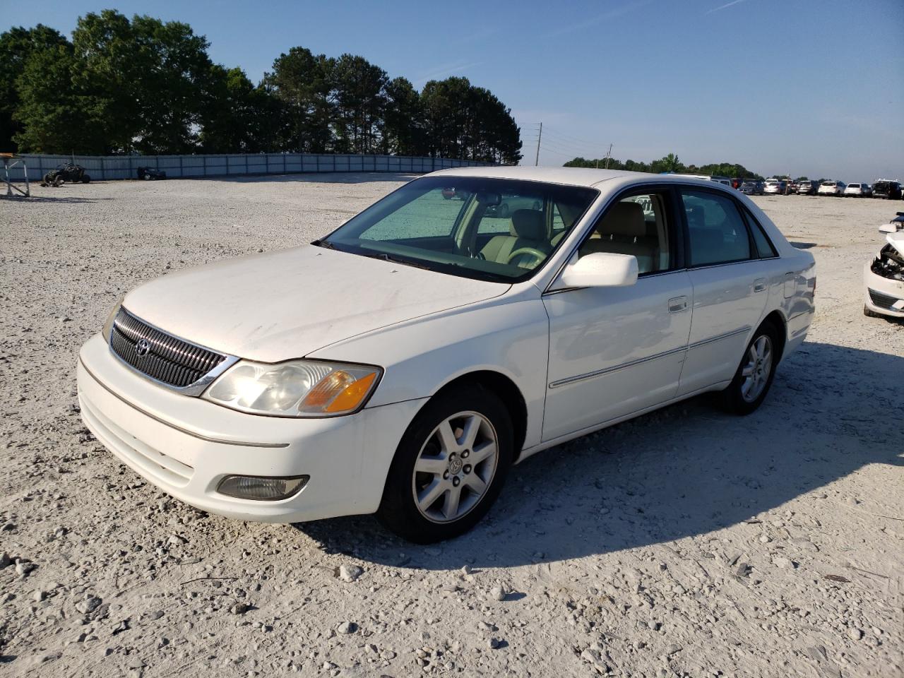 Photo 2 from auction – 2001 TOYOTA AVALON XL with VIN 4T1BF28B71U154753