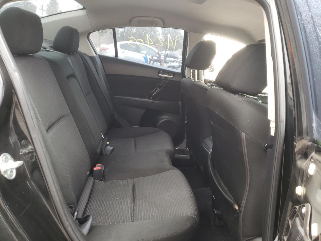 Photo 6 from auction – 2012 MAZDA 3 I with VIN JM1BL1V85C1557697