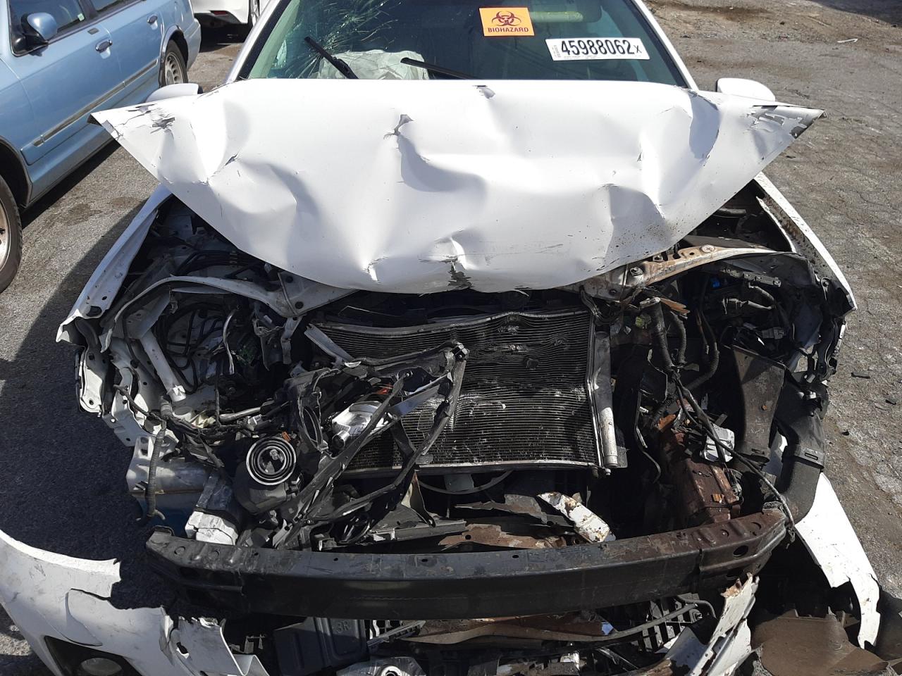 Photo 7 from auction – 2014 TOYOTA COROLLA L with VIN 5YFBURHE4EP126201