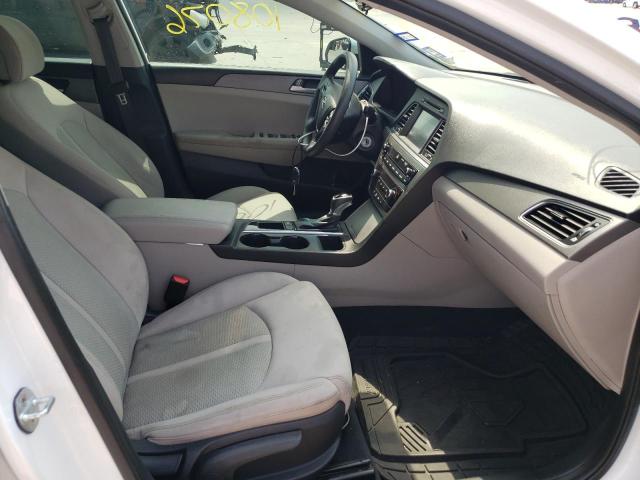 Photo 5 from auction – 2017 HYUNDAI SONATA SE with VIN 5NPE24AF5HH483056