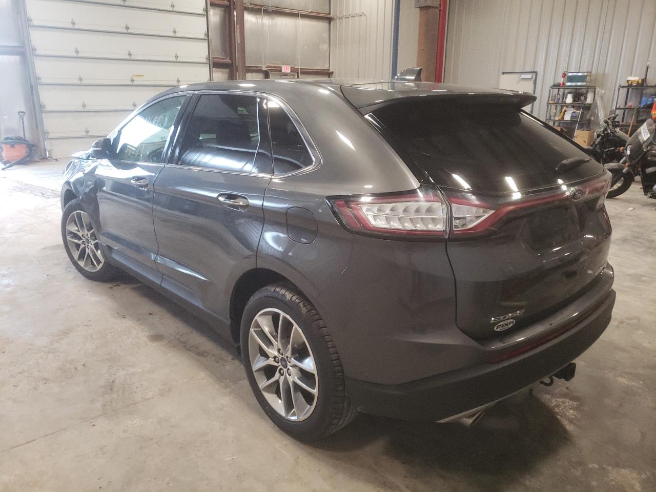 Photo 3 from auction – 2017 FORD EDGE TITAN with VIN 2FMPK4K80HBC47883