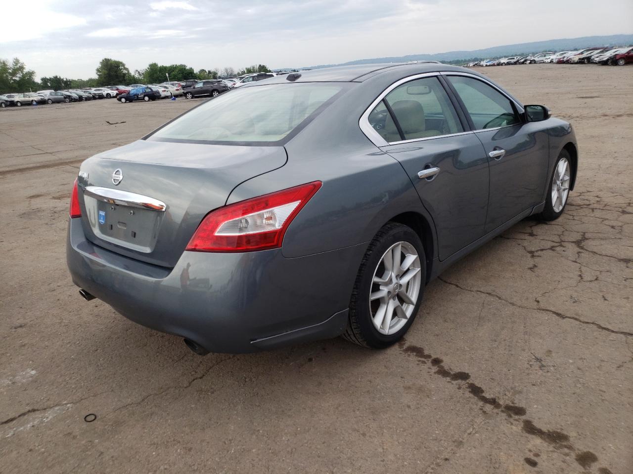Photo 4 from auction – 2009 NISSAN MAXIMA S with VIN 1N4AA51E39C827095