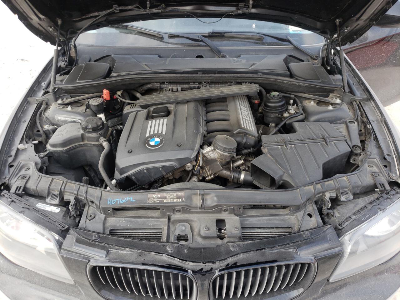 Photo 7 from auction – 2011 BMW 128 I with VIN WBAUP7C56BVK78093