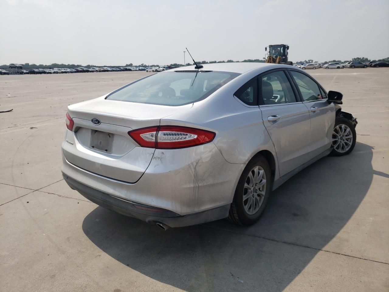 Photo 4 from auction – 2015 FORD FUSION S with VIN 3FA6P0G72FR193260