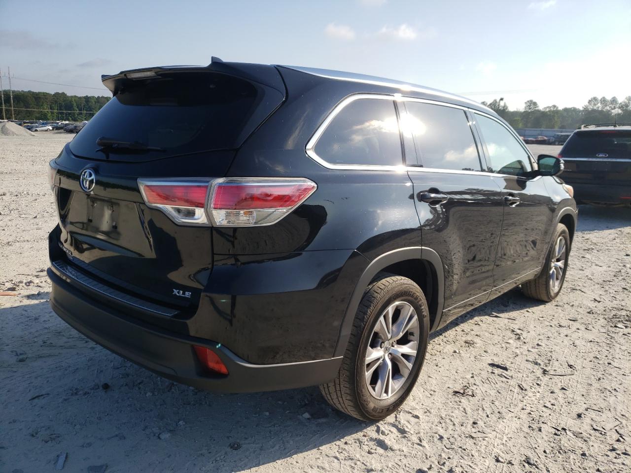 صورة رقم 4 من المزاد - 2014 TOYOTA HIGHLANDER مع VIN 5TDKKRFH3ES008926