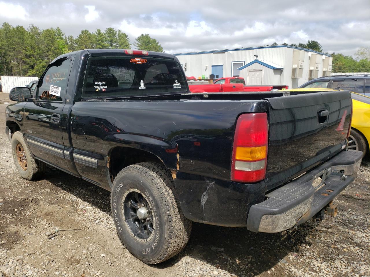Photo 16 from auction – 2000 CHEVROLET SILVERADO with VIN 1GCEK14V0YZ166067