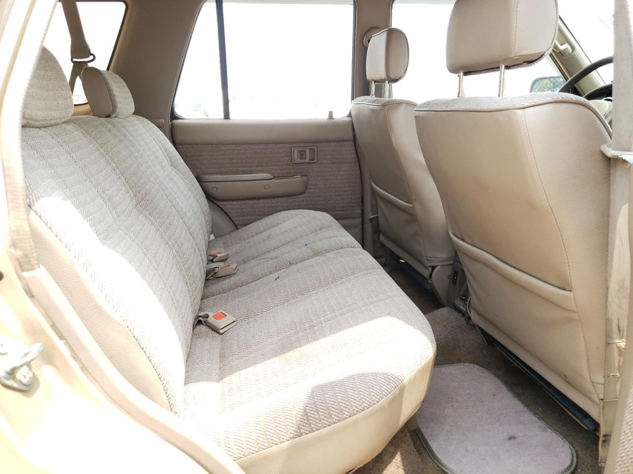 Photo 6 from auction – 1995 TOYOTA 4RUNNER VN with VIN JT3VN29V8S0070743