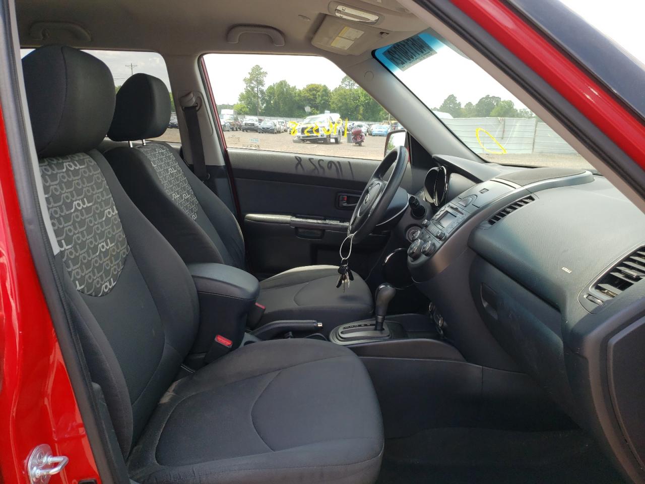 Photo 5 from auction – 2010 KIA SOUL with VIN KNDJT2A2XA7176313