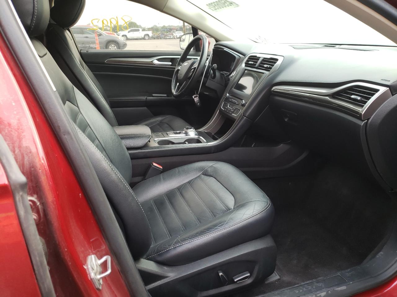 Photo 5 from auction – 2017 FORD FUSION SE with VIN 3FA6P0HD4HR149235