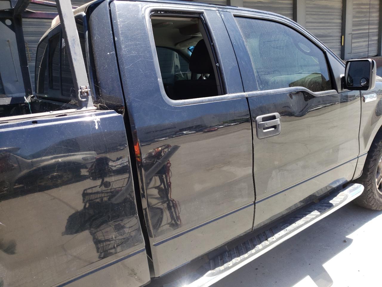 Zdjęcie 9 z aukcji – 2006 FORD F150 z VIN 1FTRX14W76FA80233