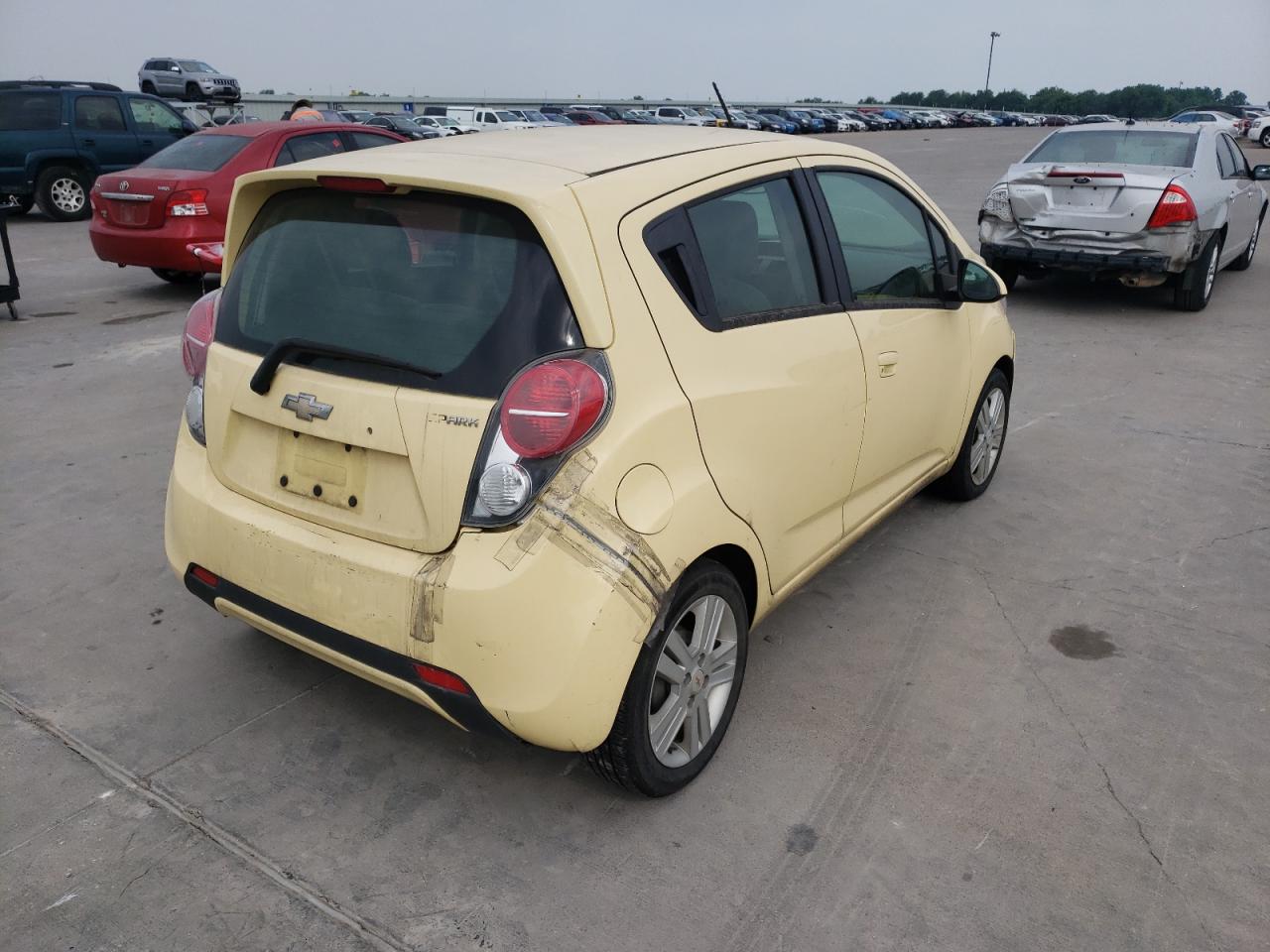 Photo 4 from auction – 2013 CHEVROLET SPARK 1LT with VIN KL8CD6S9XDC589331