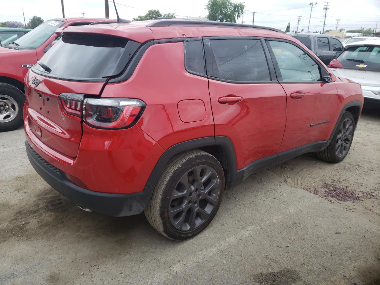 Foto 4 de la subasta – 2021 JEEP COMPASS 80 con VIN 3C4NJCEB3MT580769
