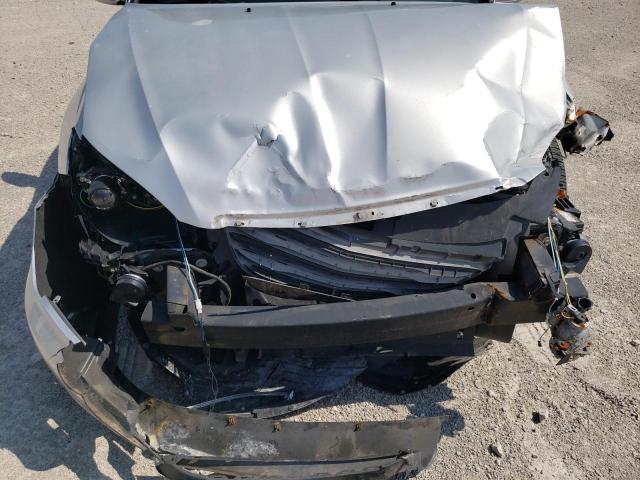 Photo 9 from auction – 2012 CHRYSLER 200 LX with VIN 1C3CCBAB3CN240929