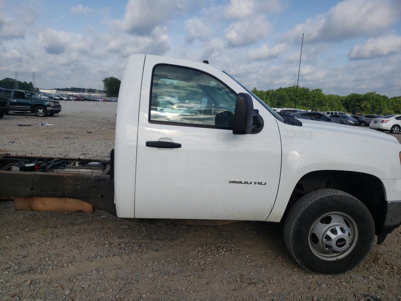 Photo 18 from auction – 2012 GMC SIERRA C35 with VIN 1GD312CG3CF221295