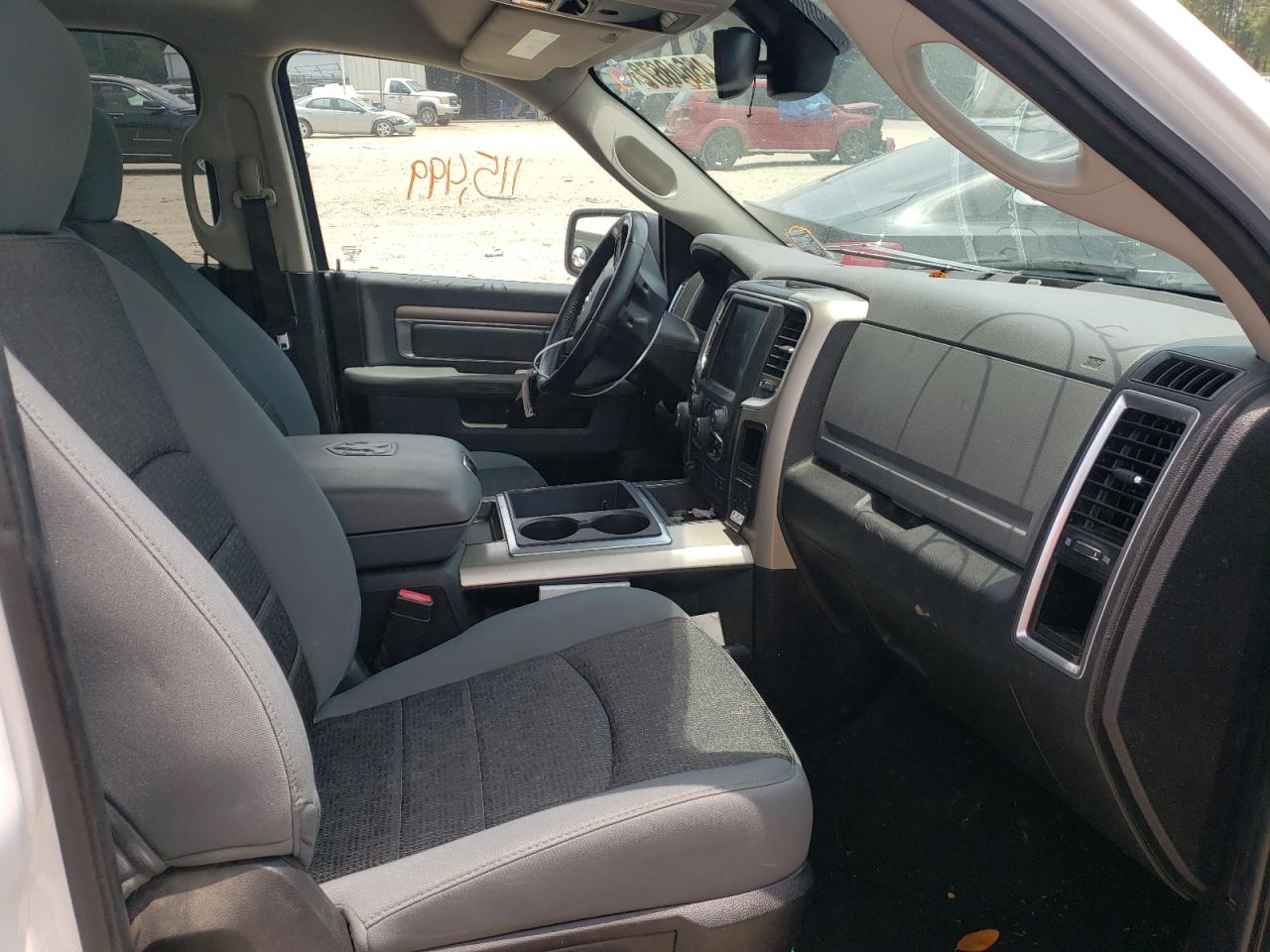 Photo 5 from auction – 2014 RAM 1500 SLT with VIN 1C6RR7TT7ES142506