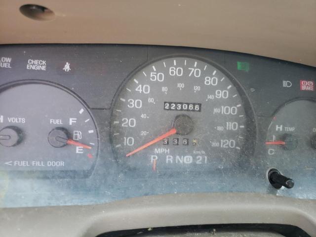Photo 8 from auction – 2005 MERCURY GRAND MARQ with VIN 2MEFM75W25X663176