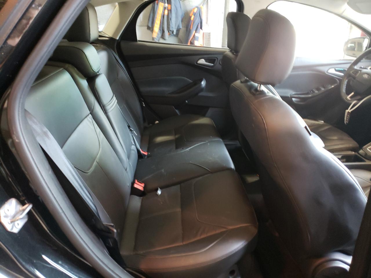 Photo 6 from auction – 2015 FORD FOCUS TITA with VIN 1FADP3N23FL267977
