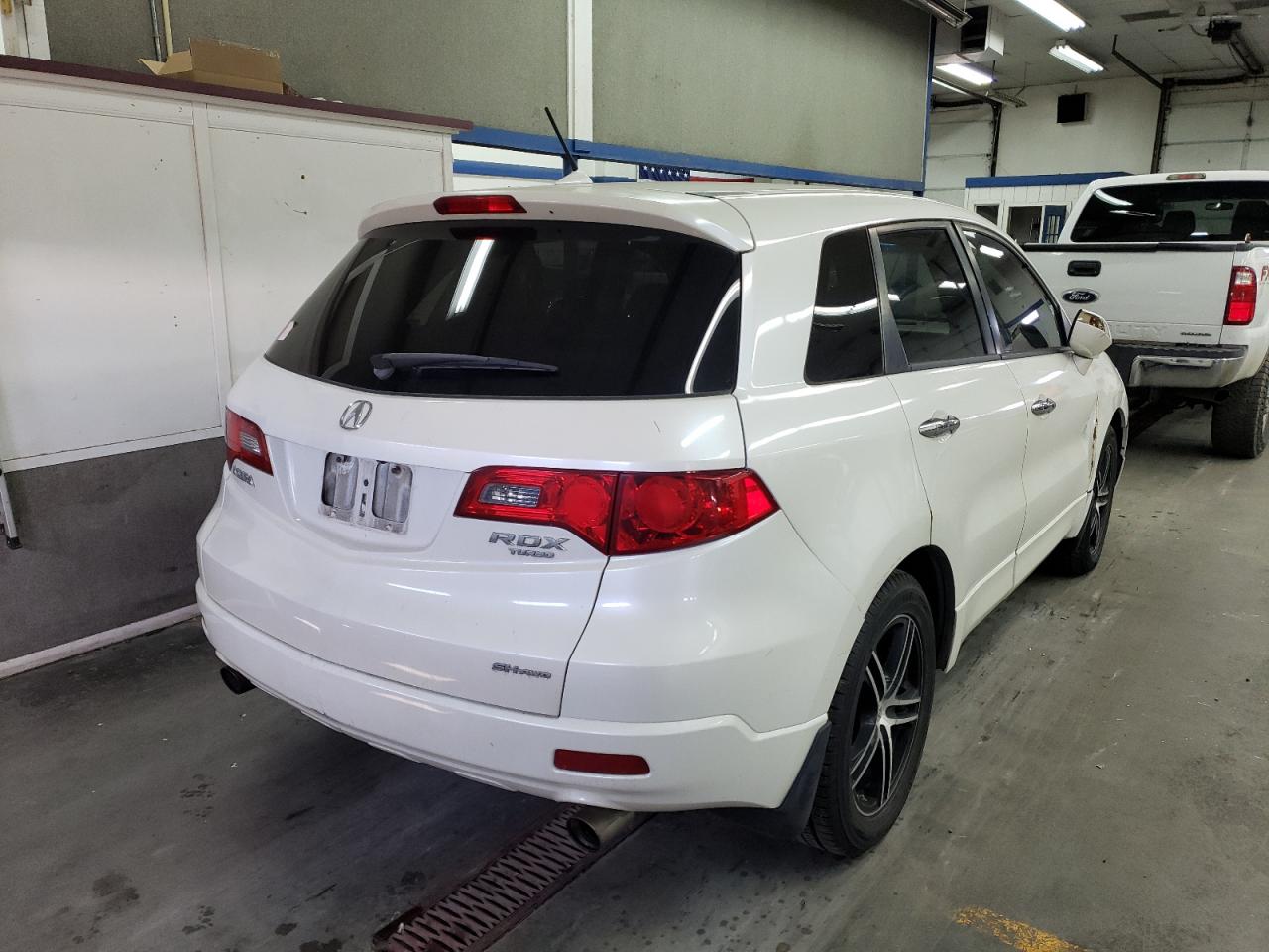 Photo 4 from auction – 2007 ACURA RDX TECHNO with VIN 5J8TB18507A025080