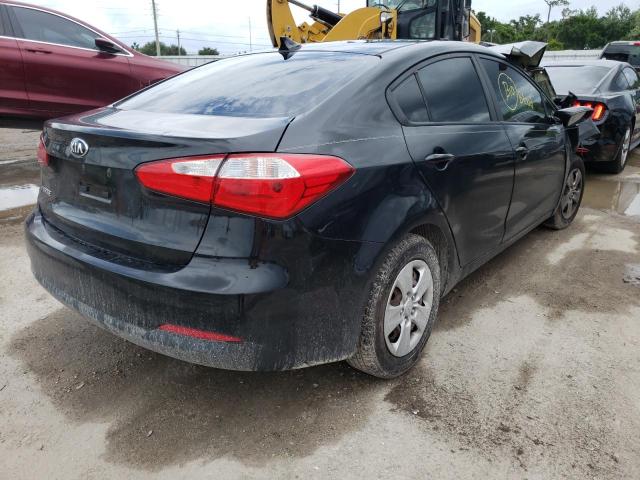 Photo 4 from auction – 2016 KIA FORTE LX with VIN KNAFK4A69G5588926