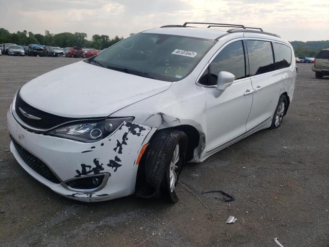Photo 2 from auction – 2017 CHRYSLER PACIFICA T with VIN 2C4RC1BG6HR610839