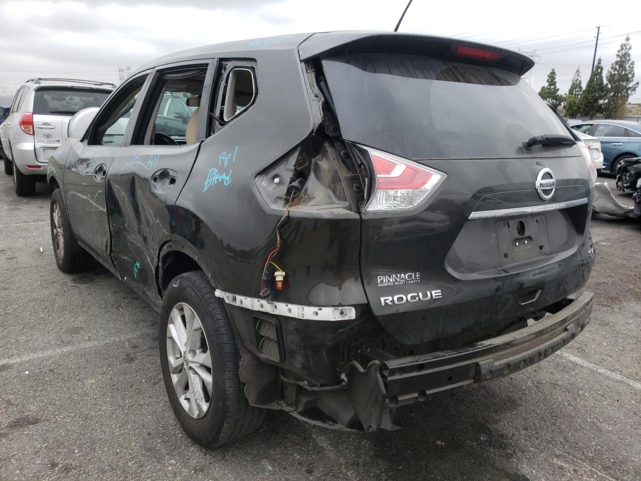 Photo 3 from auction – 2016 NISSAN ROGUE S with VIN KNMAT2MTXGP667235