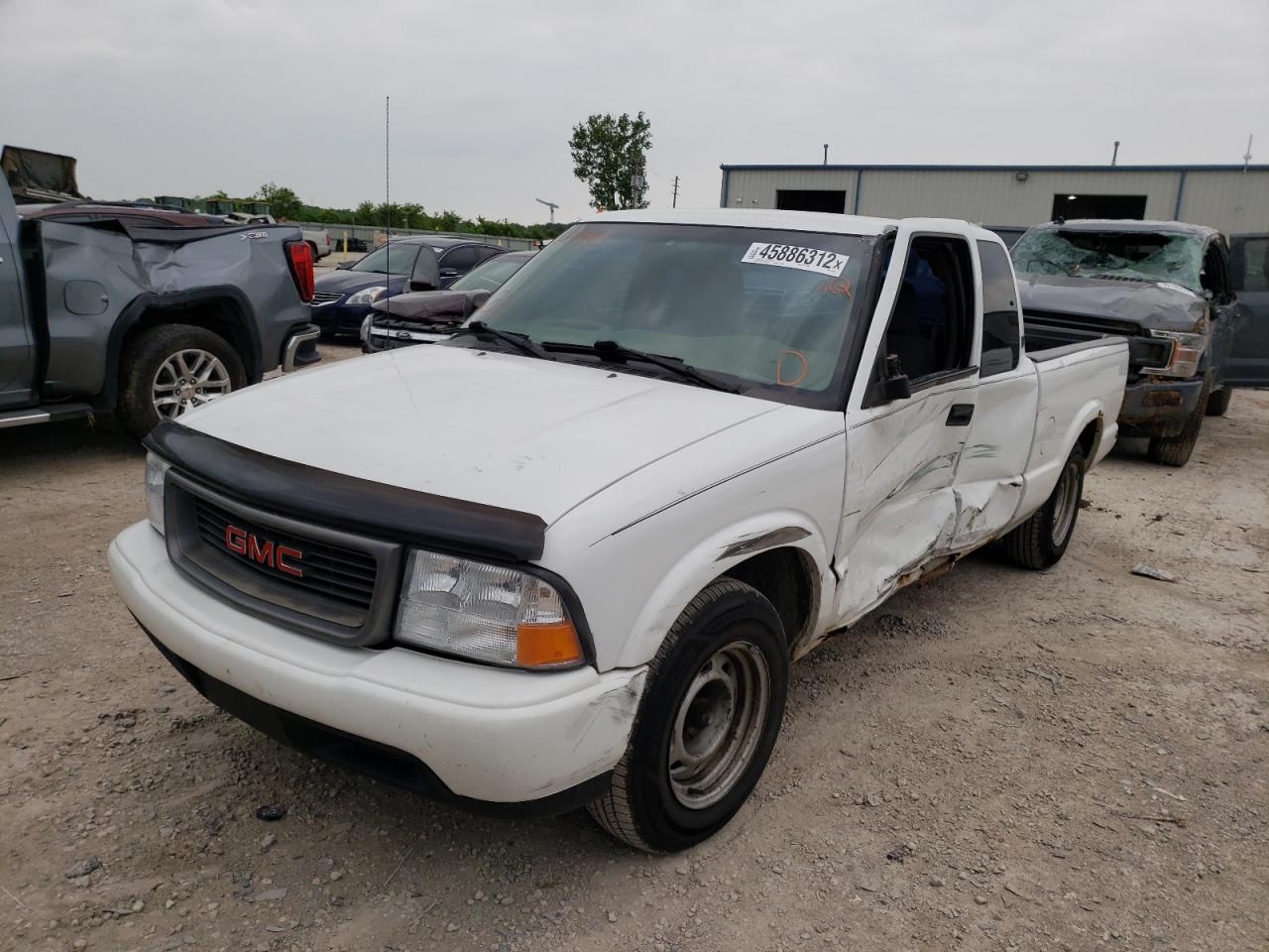 Photo 2 from auction – 2003 GMC SONOMA with VIN 1GTCS19X038263995