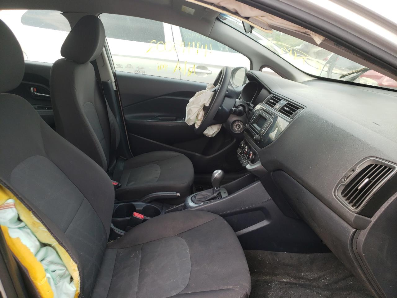 Photo 5 from auction – 2017 KIA RIO LX with VIN KNADM4A38H6015924