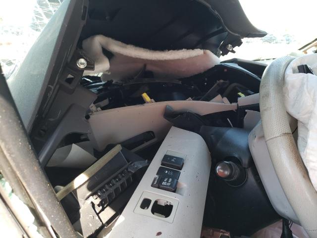 Photo 8 from auction – 2011 TOYOTA SIENNA XLE with VIN 5TDYK3DC3BS085418