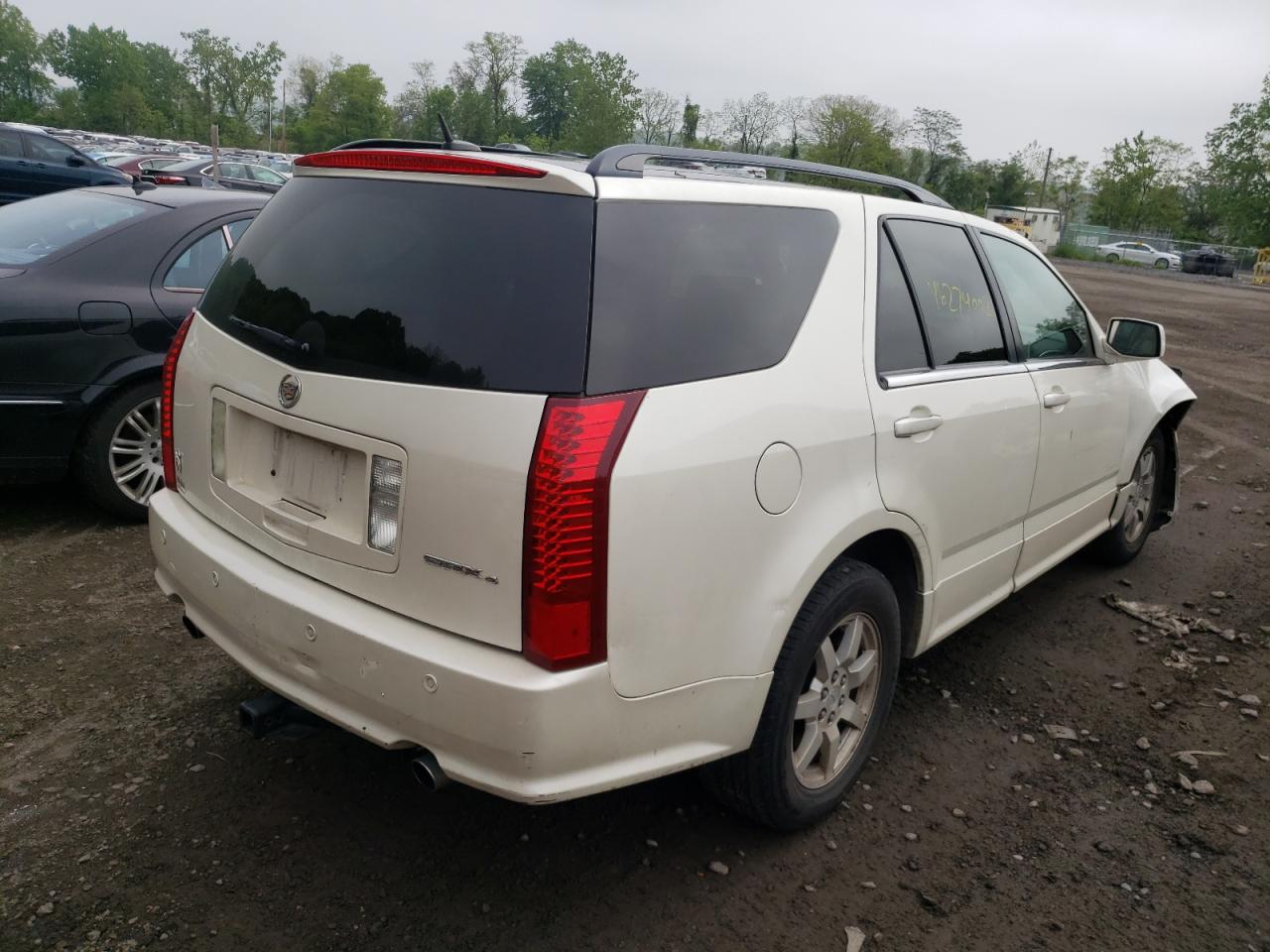 Photo 4 from auction – 2007 CADILLAC SRX with VIN 1GYEE637770168581