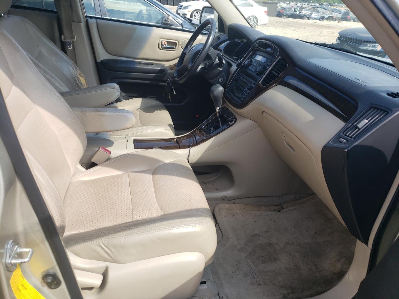 Photo 5 from auction – 2003 TOYOTA HIGHLANDER with VIN JTEGF21A030104830