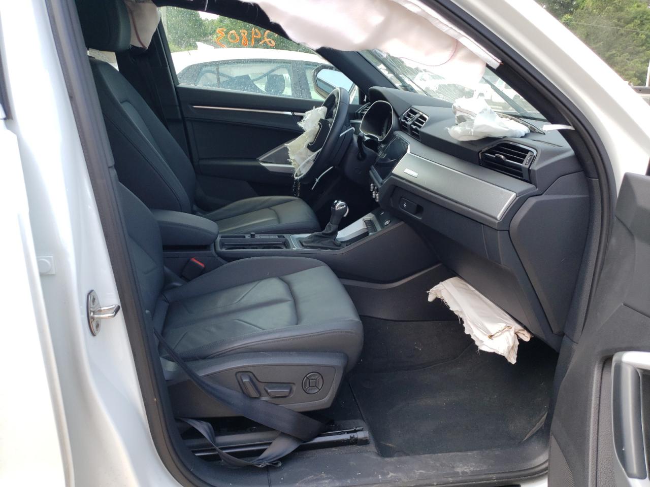 Photo 5 from auction – 2020 AUDI Q3 PREMIUM with VIN WA1EECF32L1078492