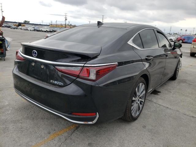 Photo 4 from auction – 2021 LEXUS ES 300H with VIN 58ADA1C12MU008306