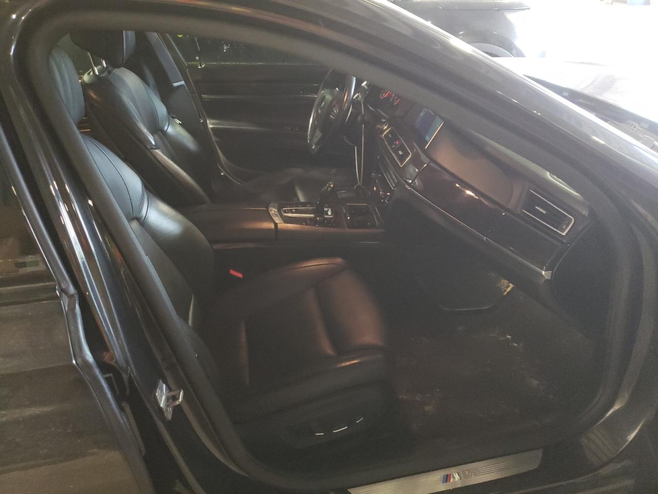Photo 5 from auction – 2013 BMW 750 XI with VIN WBAYB6C57DD223879