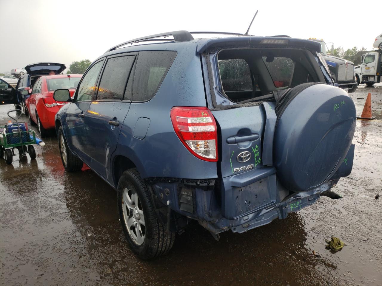 Photo 3 from auction – 2012 TOYOTA RAV4 with VIN 2T3BF4DV3CW213402