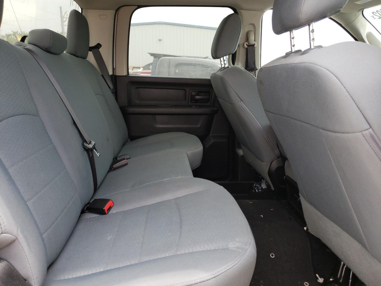Photo 6 from auction – 2017 RAM 2500 ST with VIN 3C6UR5CLXHG664329