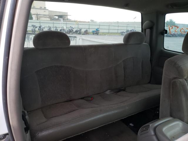 Photo 6 from auction – 2000 CHEVROLET SILVERADO with VIN 2GCEC19V3Y1230827