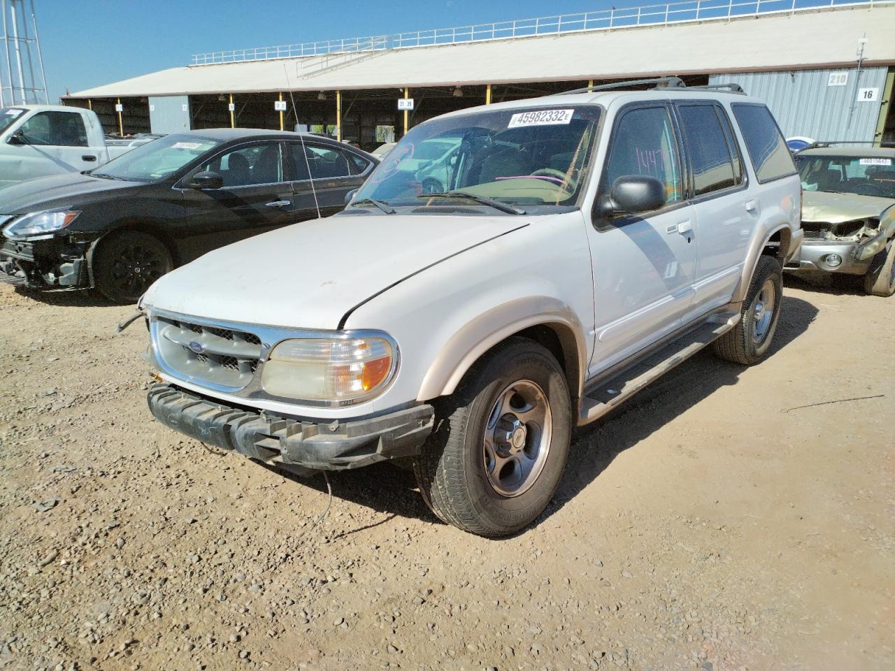 Photo 2 from auction – 2000 FORD EXPLORER E with VIN 1FMZU74E3YZA68015