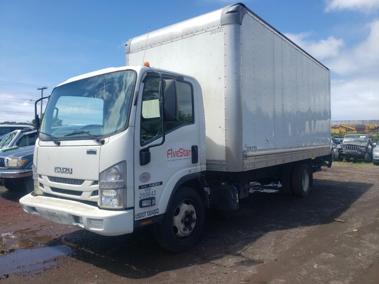 Photo 2 from auction – 2019 ISUZU NRR with VIN JALE5W160K7901133