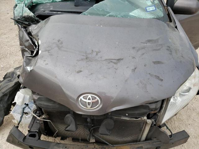 Photo 7 from auction – 2014 TOYOTA SIENNA LE with VIN 5TDKK3DCXES501572