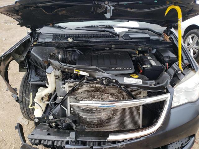 Photo 7 from auction – 2013 CHRYSLER TOWN & COU with VIN 2C4RC1BG3DR594707